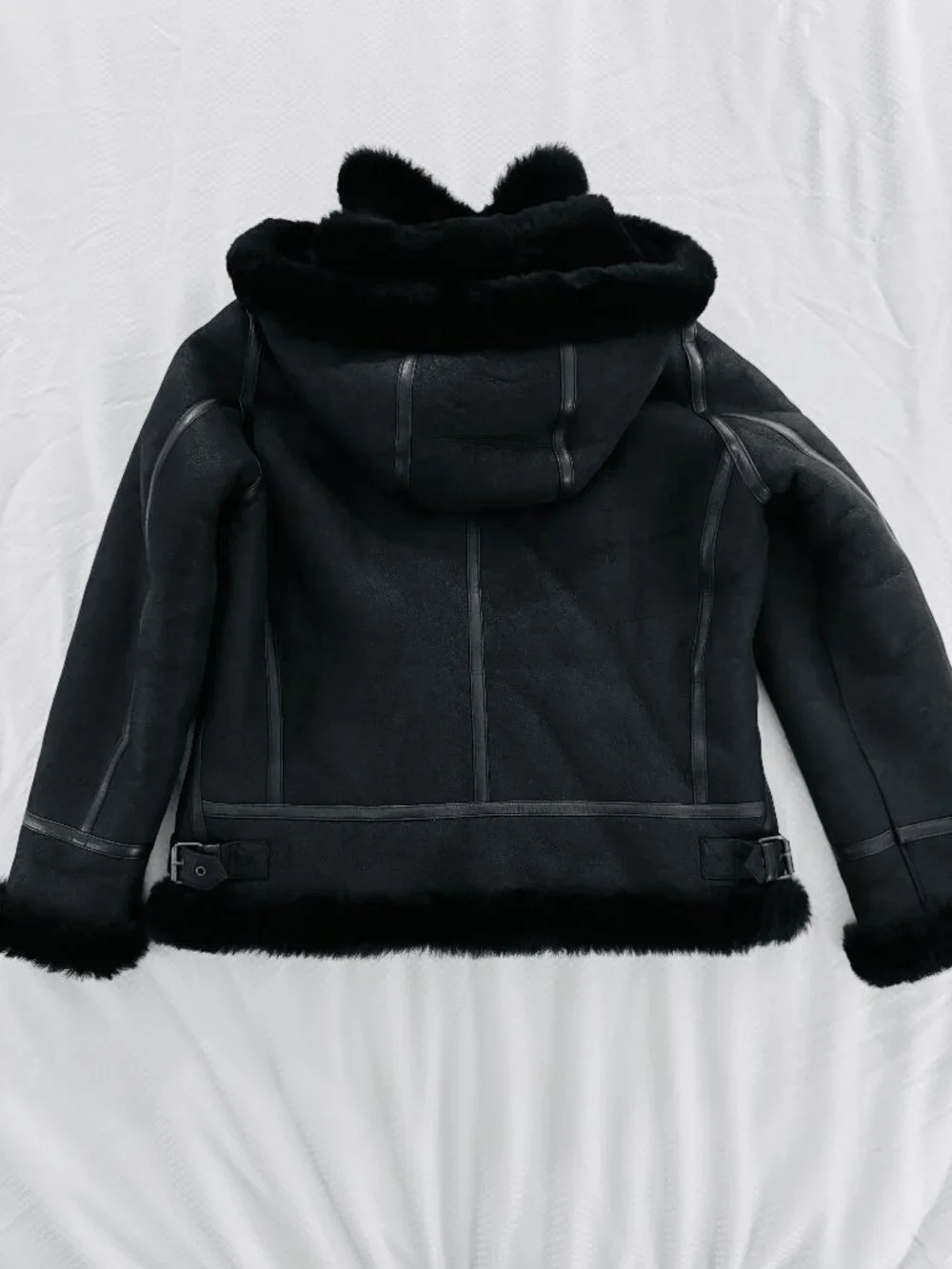 NWOT Overland Mens Classic Sheepskin B-3 Bomber Jacket in Black Large